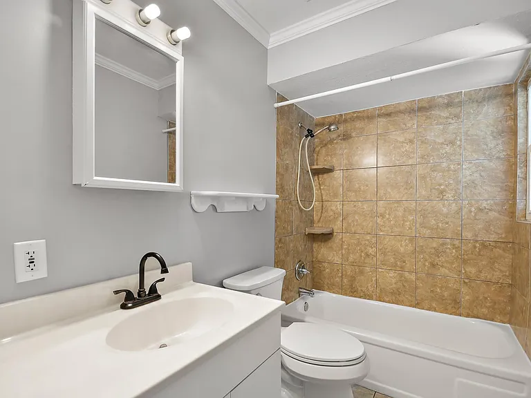 721 Montego Dr — Photo 13