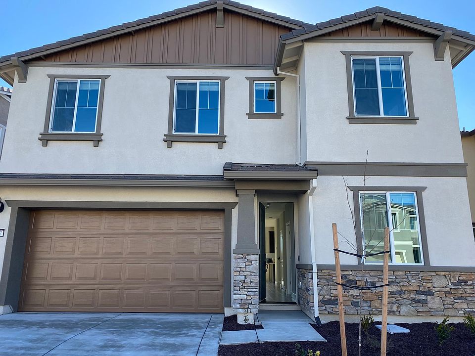 1st image of 4437 Sanderson Dr