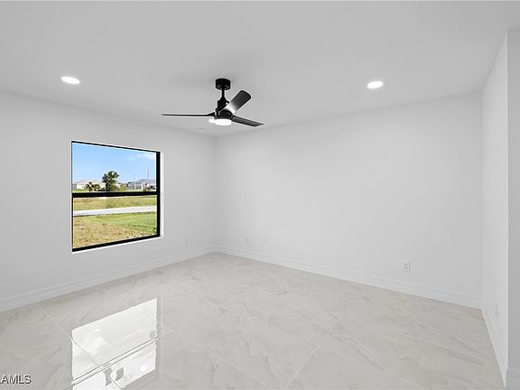 5th image of 2104 NW 9th Pl