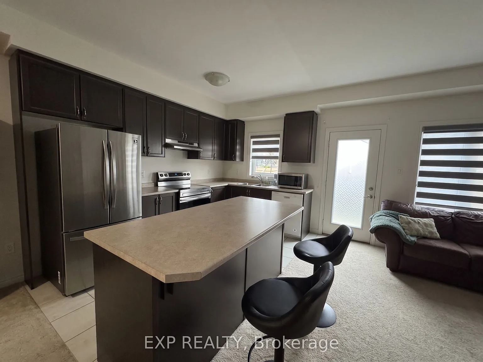 3 bed, $2,400 — Photo 1