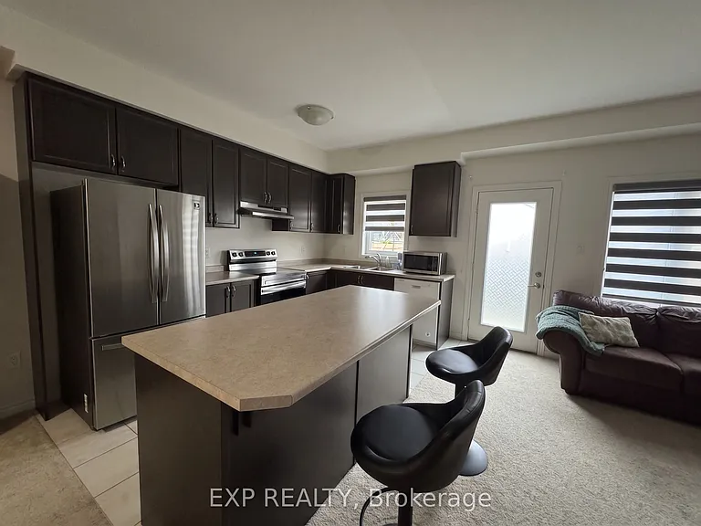 173 Flagg Ave — Photo 1