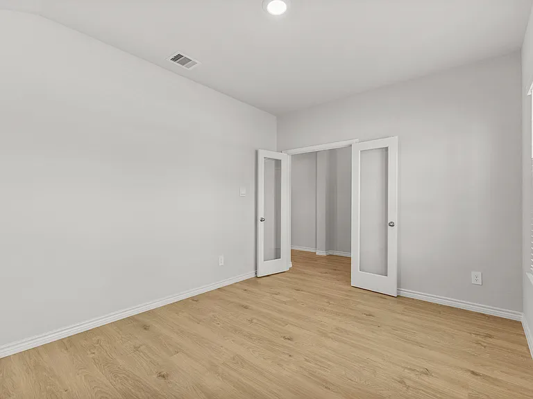 1220 Canton Dr — Photo 5