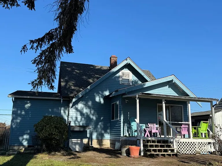 870 S 68th St — Photo 10