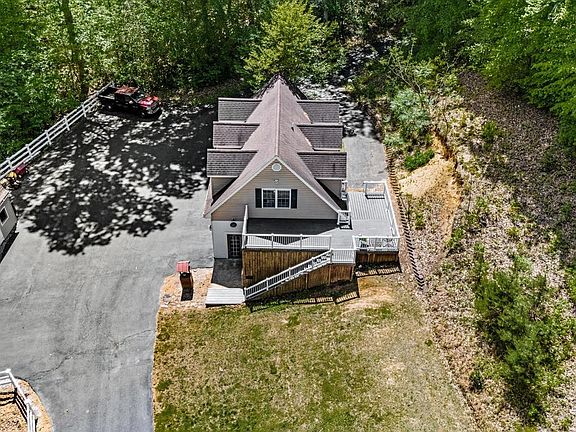 4th image of 115 Southern View Dr