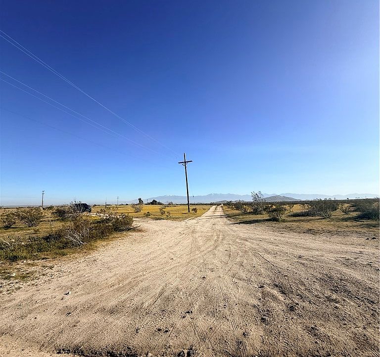 1st image of 0 E Avenue G St Lot 1