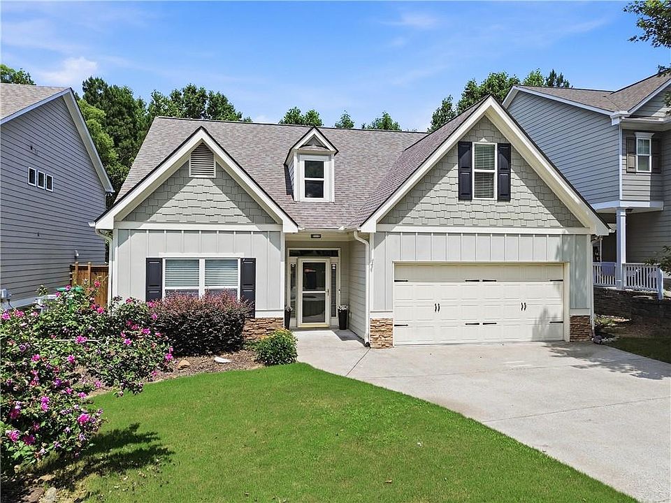 1st image of 643 Royal Crest Ct