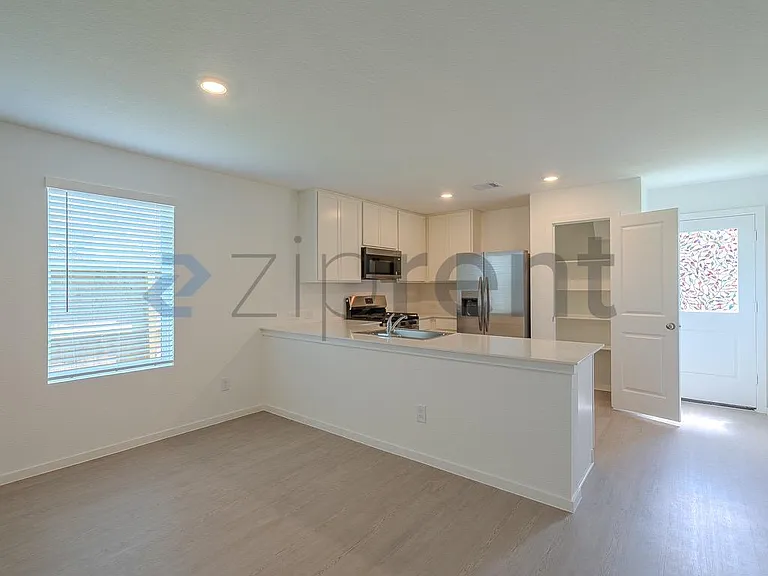 16850 Spotted Oak Dr — Photo 10
