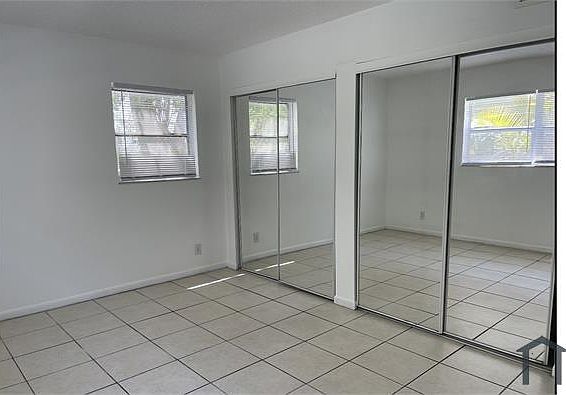 5th image of 1215 NE 23rd Ave APT 3