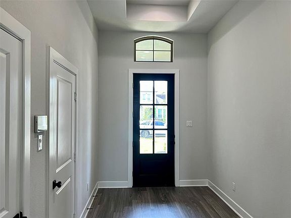3rd image of 2721 Arbor Edge Xing