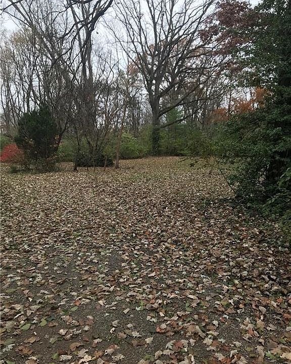 2nd image of 6901 N Rural St