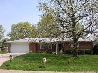 8111 Valley Estates Dr, Indianapolis, IN 46227