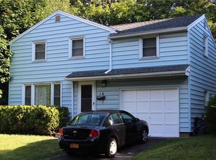 16 Northview Ter, Rochester, NY 14621