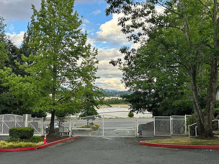 801 Rainier Ave N #B309 — Photo 26