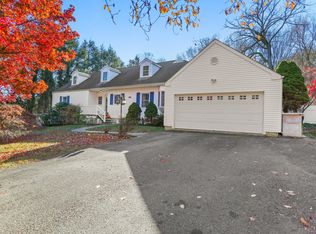 9 Honey Hill Rd, Norwalk, CT 06851