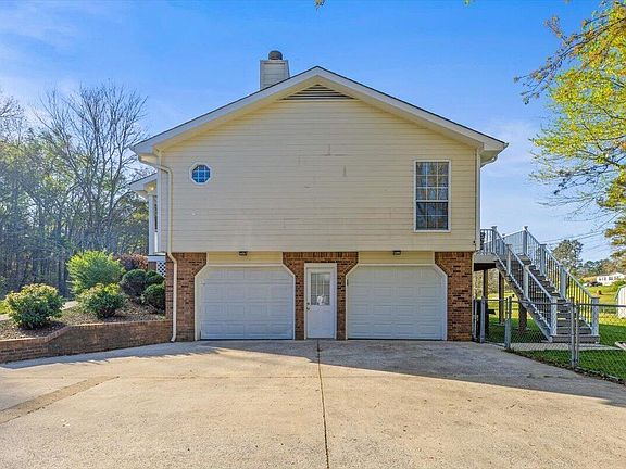 3rd image of 7610 Sims Rd