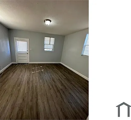 239 Claude St — Photo 14