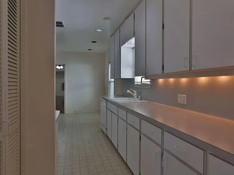 3124 Jarrard St — Photo 24