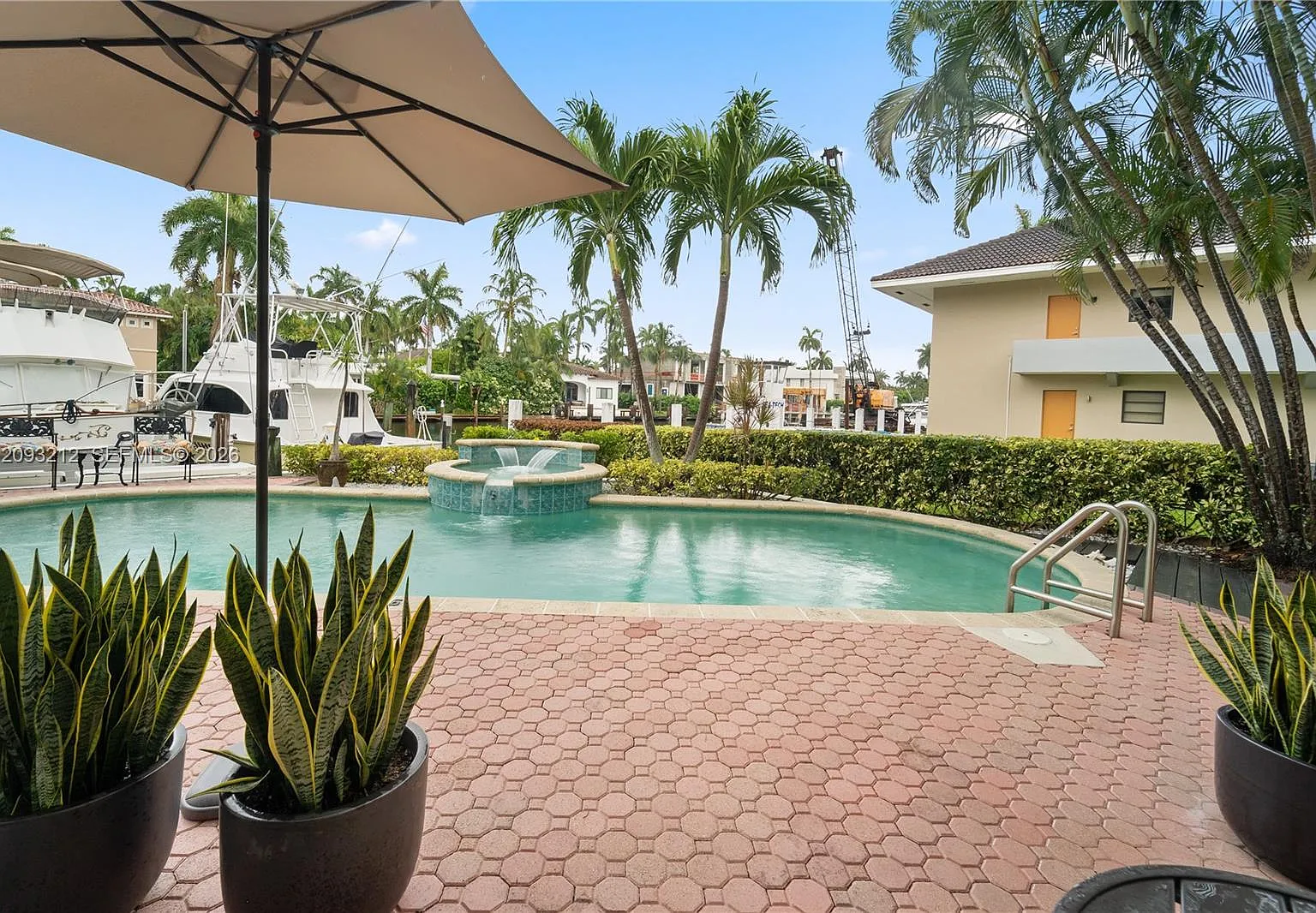 Villa Contessa Condo — Photo 4