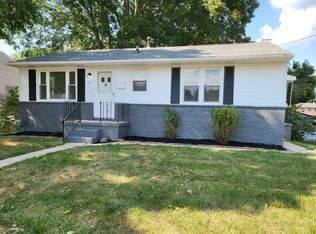 317 W Hubert Ave, Lancaster, OH 43130