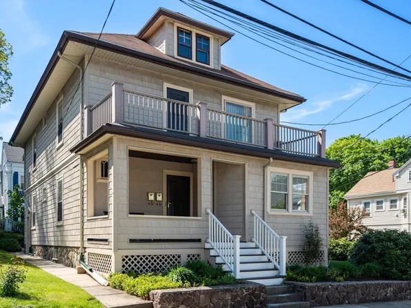 24 Daniels St, Arlington, MA 02476