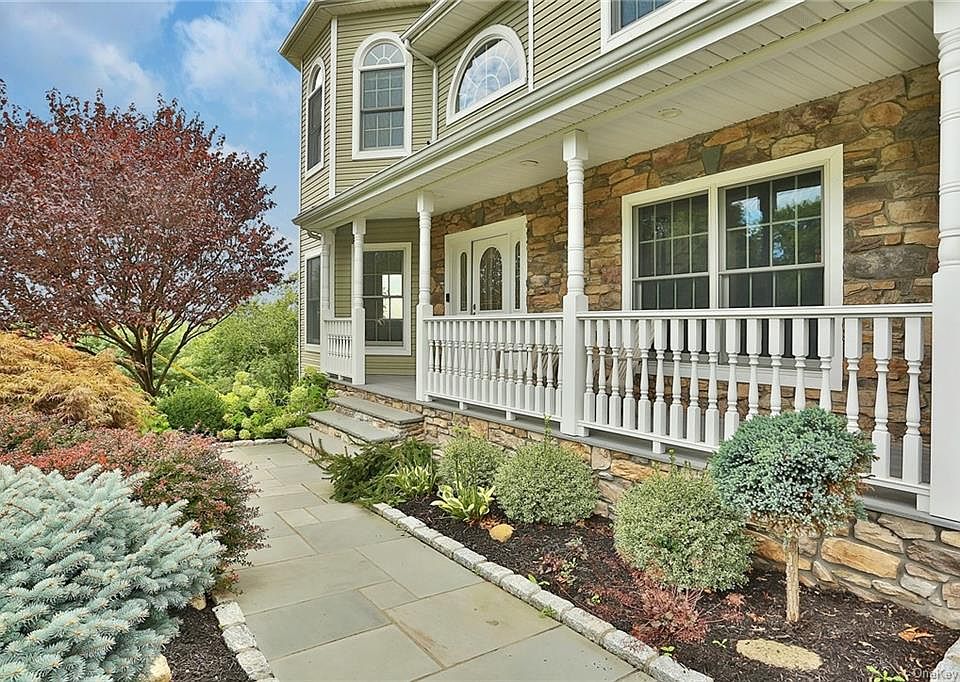 70 Highview Ave, Nanuet, NY 10954 Zillow