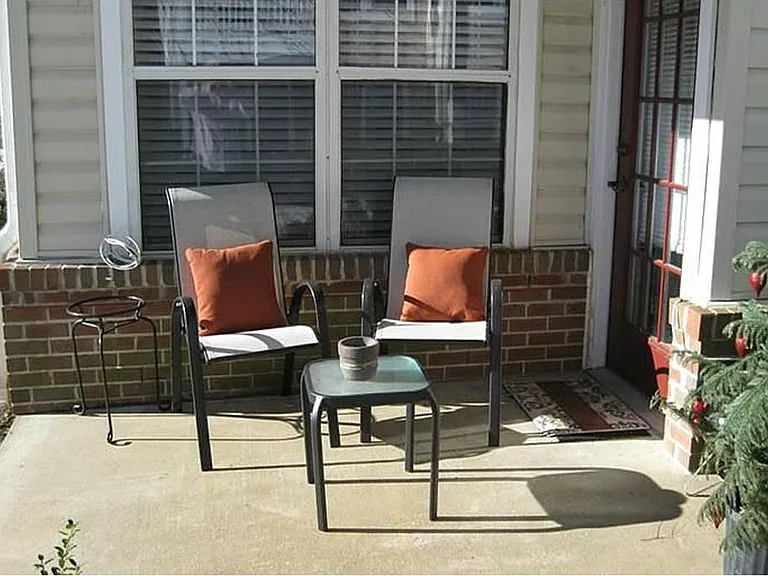 901 Hillside Lake Ter #609 — Photo 7