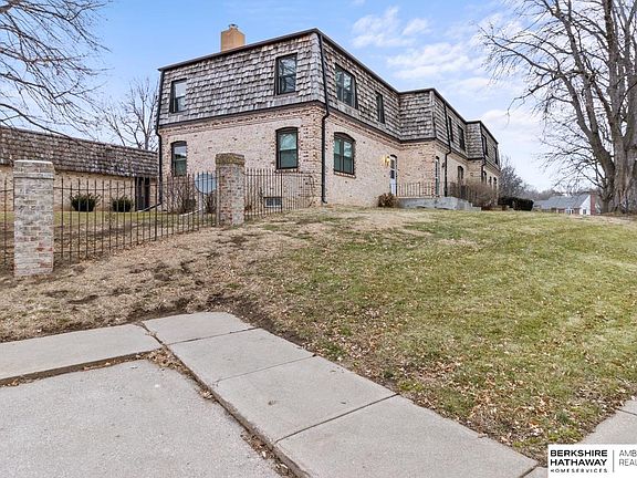 3rd image of 12796 Deauville Dr