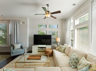 329 Ideal Way, Charlotte, NC 28203