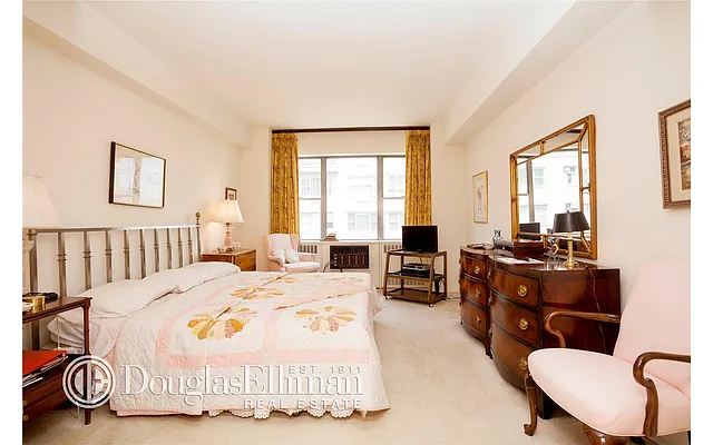 Sold by Douglas Elliman | media 13