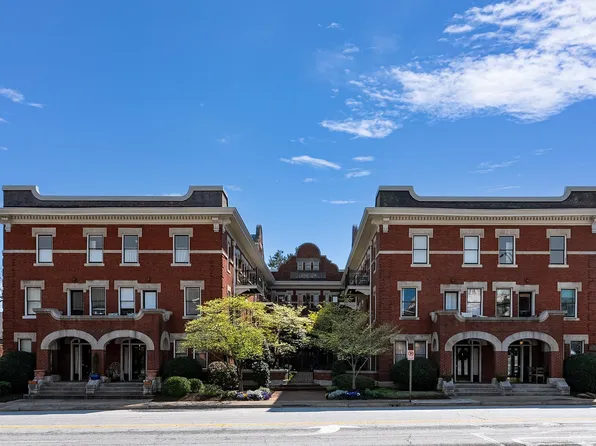 400 E Washington St Unit 28, Greenville, SC 29601