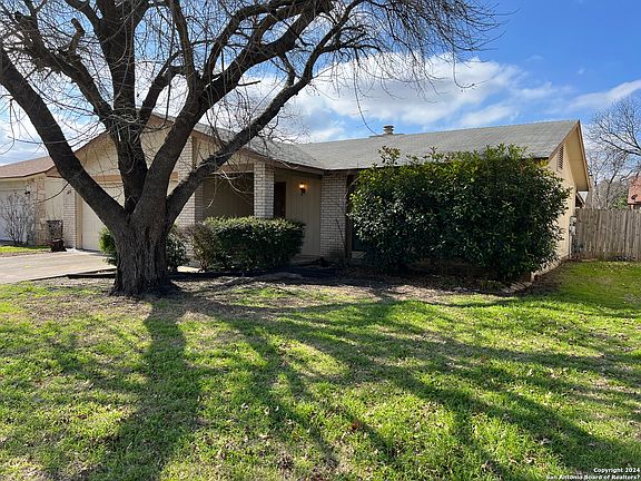 3rd image of 8310 STAR CREEK DR