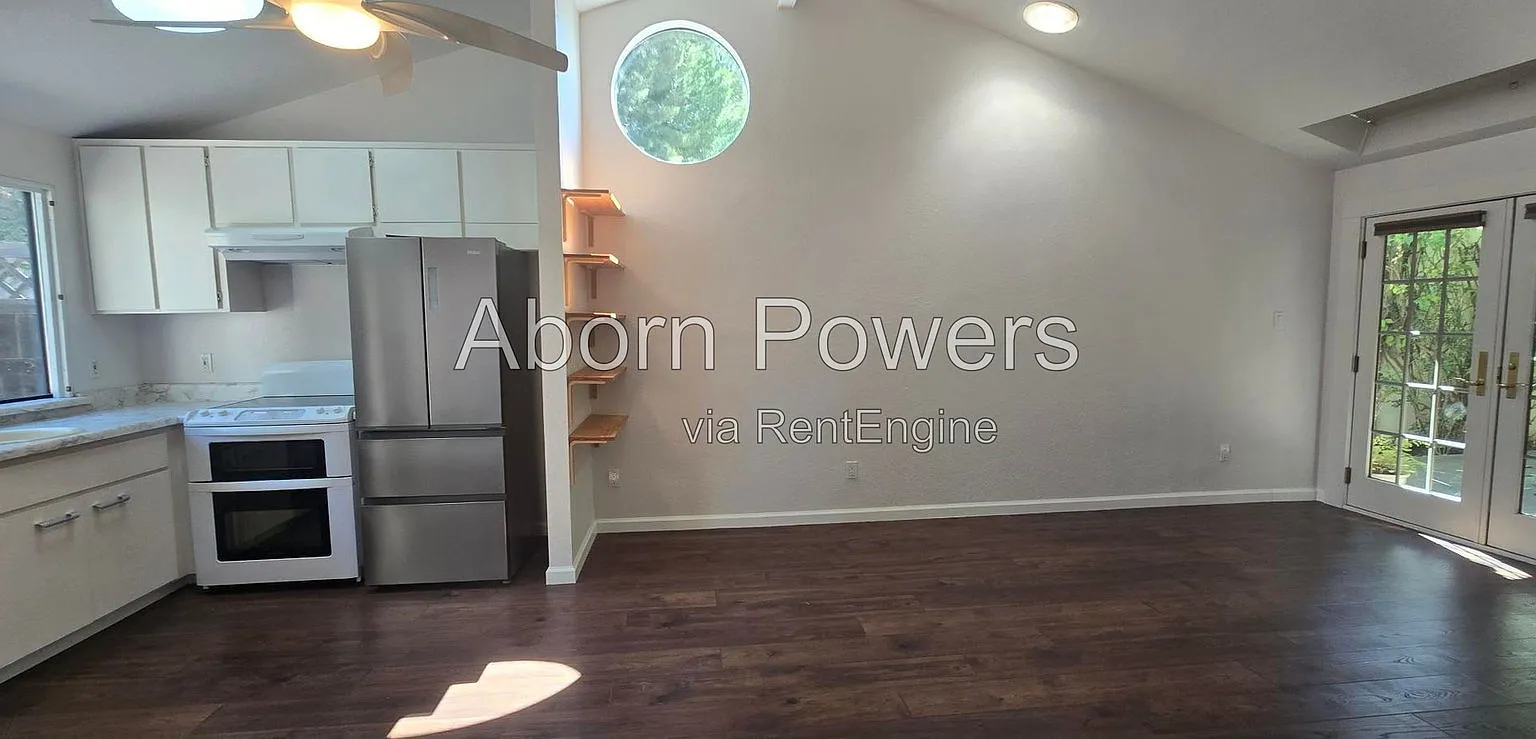 1 bed, 1.0 bath, 673 sqft, $2,100 — Photo 4