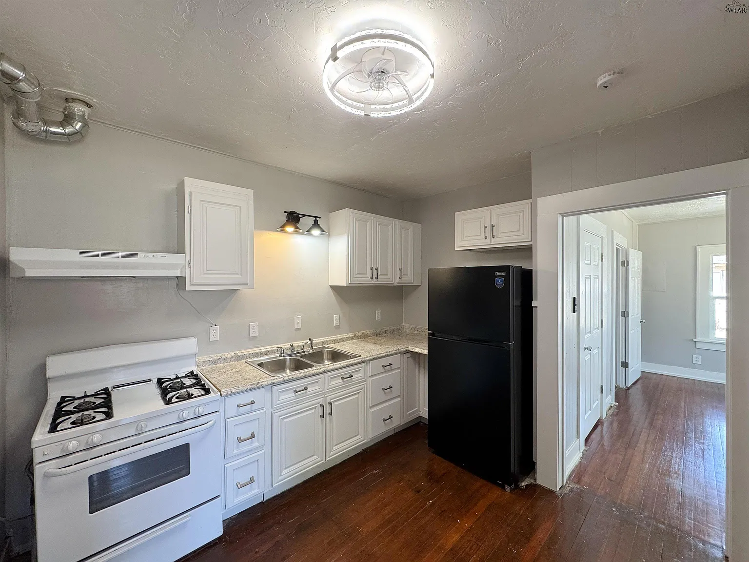 1 bed, 1.0 bath, 756 sqft, $795 — Photo 4
