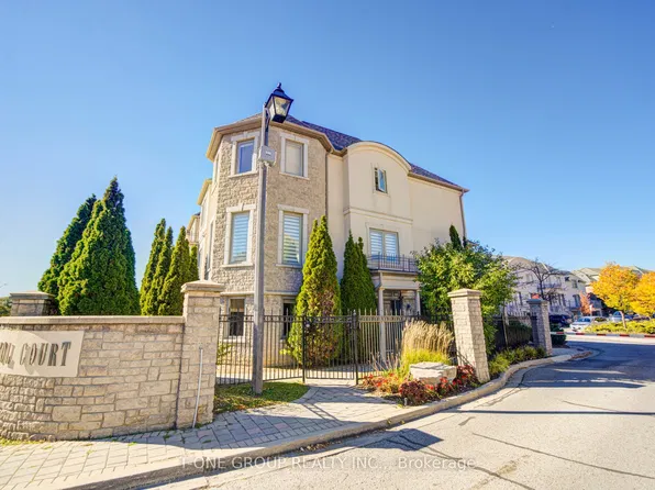 9133 Bayview Ave #85, Richmond Hill, ON L4B 4V7