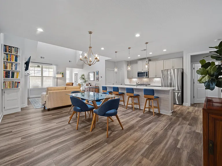 4260 Longleaf Pl — Photo 9