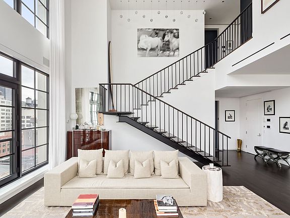 4th image of 200 11th Ave APT 10N