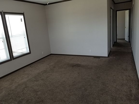 3rd image of 289 Silver Peak Dr #252