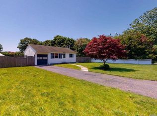 82 Valley Stream St, Islip Terrace, NY 11752