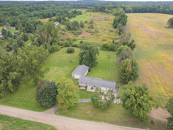 4th image of 12840 Teachout Rd