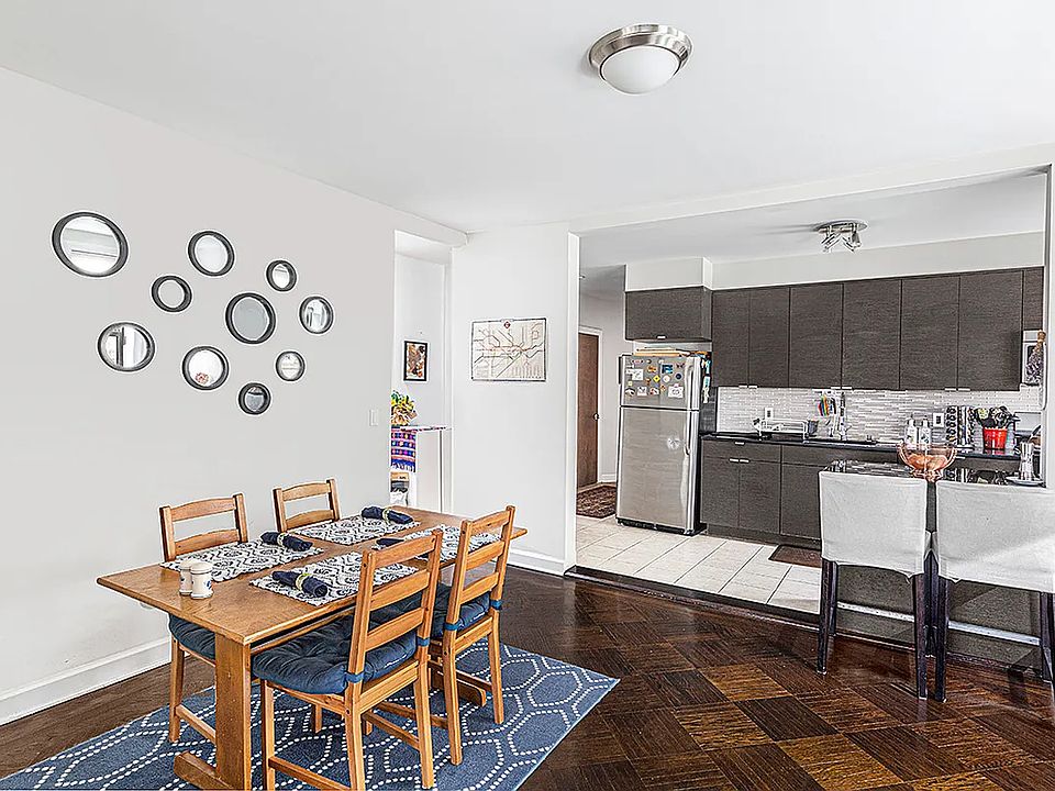1st image of 2357 Crescent St #2