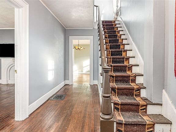 5th image of 86 Nelson St