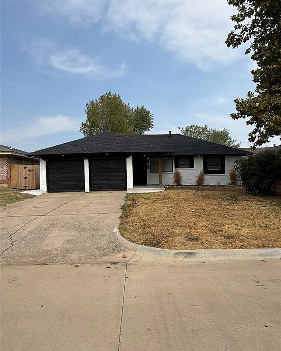 1st image of 665 NW 15th St