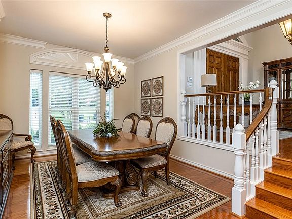 4th image of 4302 Eaton Cir