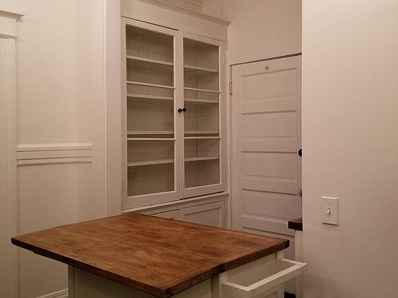 5th image of 31 Elgin Park APT B