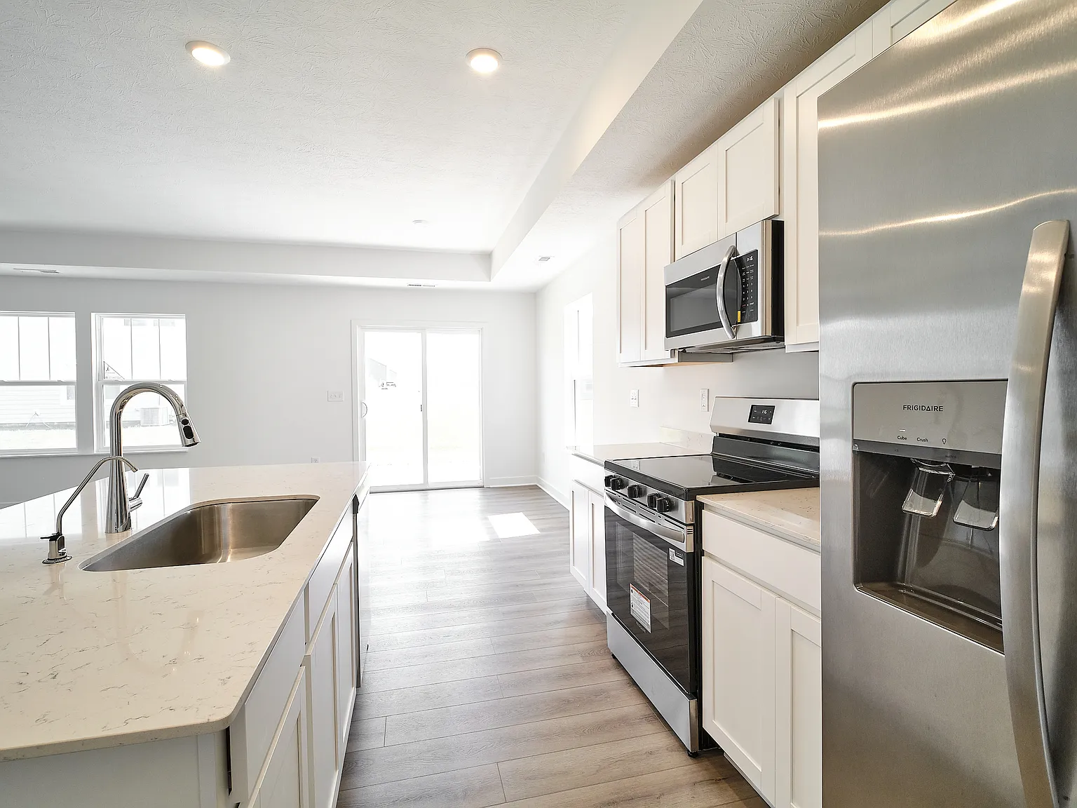 3 bed, 1530 sqft, $1,800 — Photo 4
