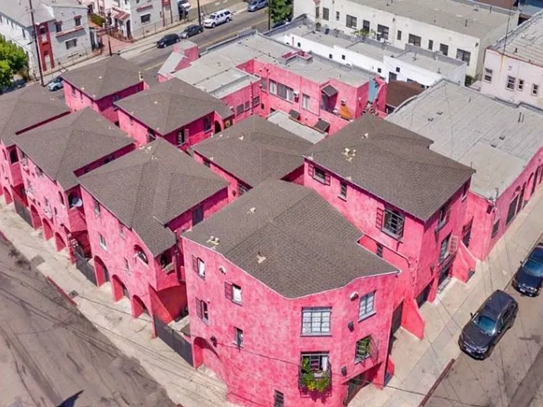 Big Momma Court Apts — Photo 6