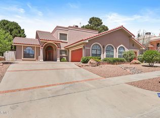 6549 Grand Ridge Dr, El Paso, TX 79912