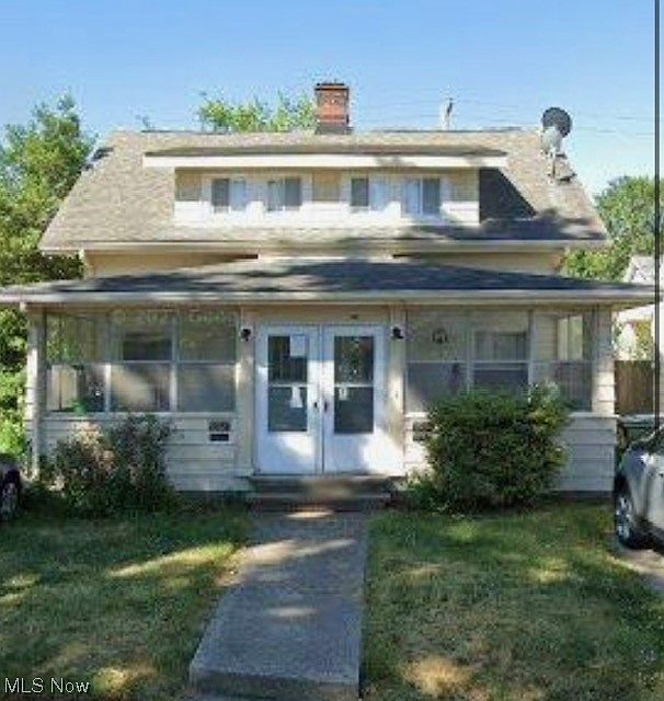 1st image of 110 E 220th St