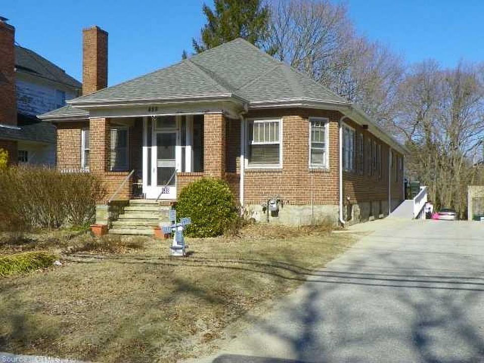 1st image of 488 Montauk Ave