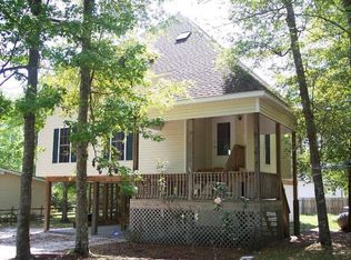 1750 Camelot Dr SW, Ocean Isle Beach, NC 28469